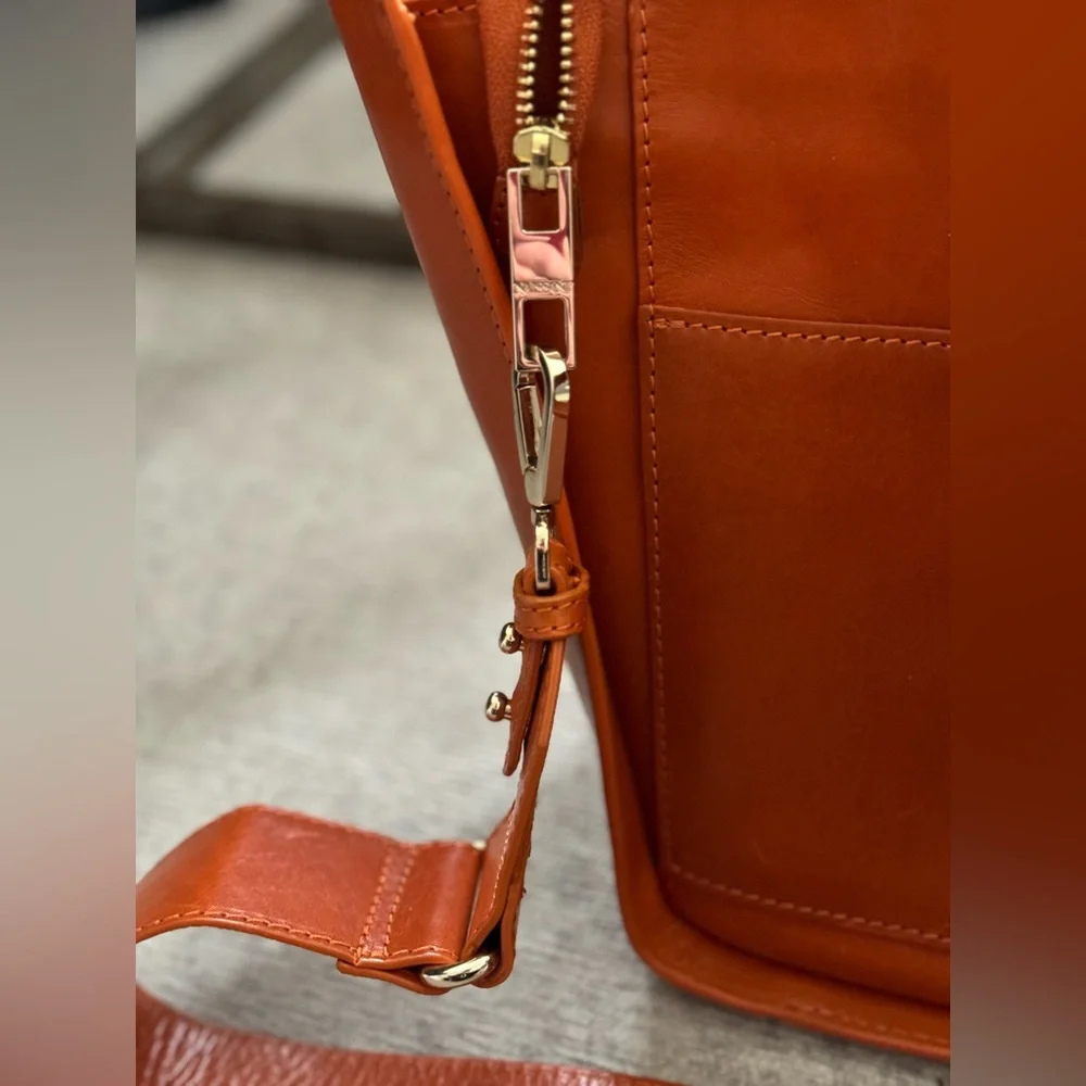 Naissant NYC Manon Crossbody Bag in Damascus - Picture 8 of 10
